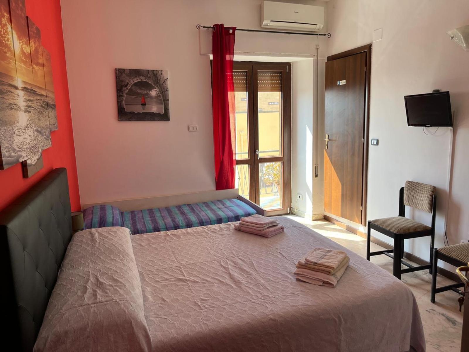 לינה וארוחת בוקר פיצו Bed & Breakfast Casa Galeano מראה חיצוני תמונה
