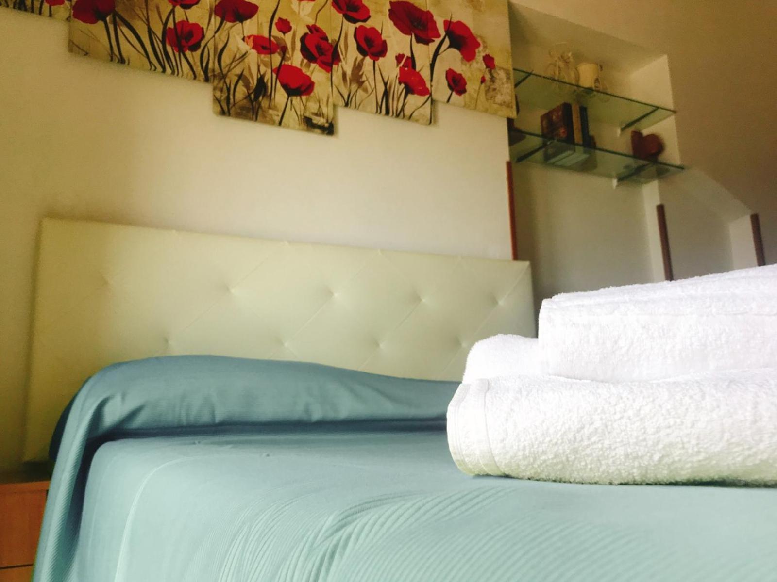 לינה וארוחת בוקר פיצו Bed & Breakfast Casa Galeano מראה חיצוני תמונה